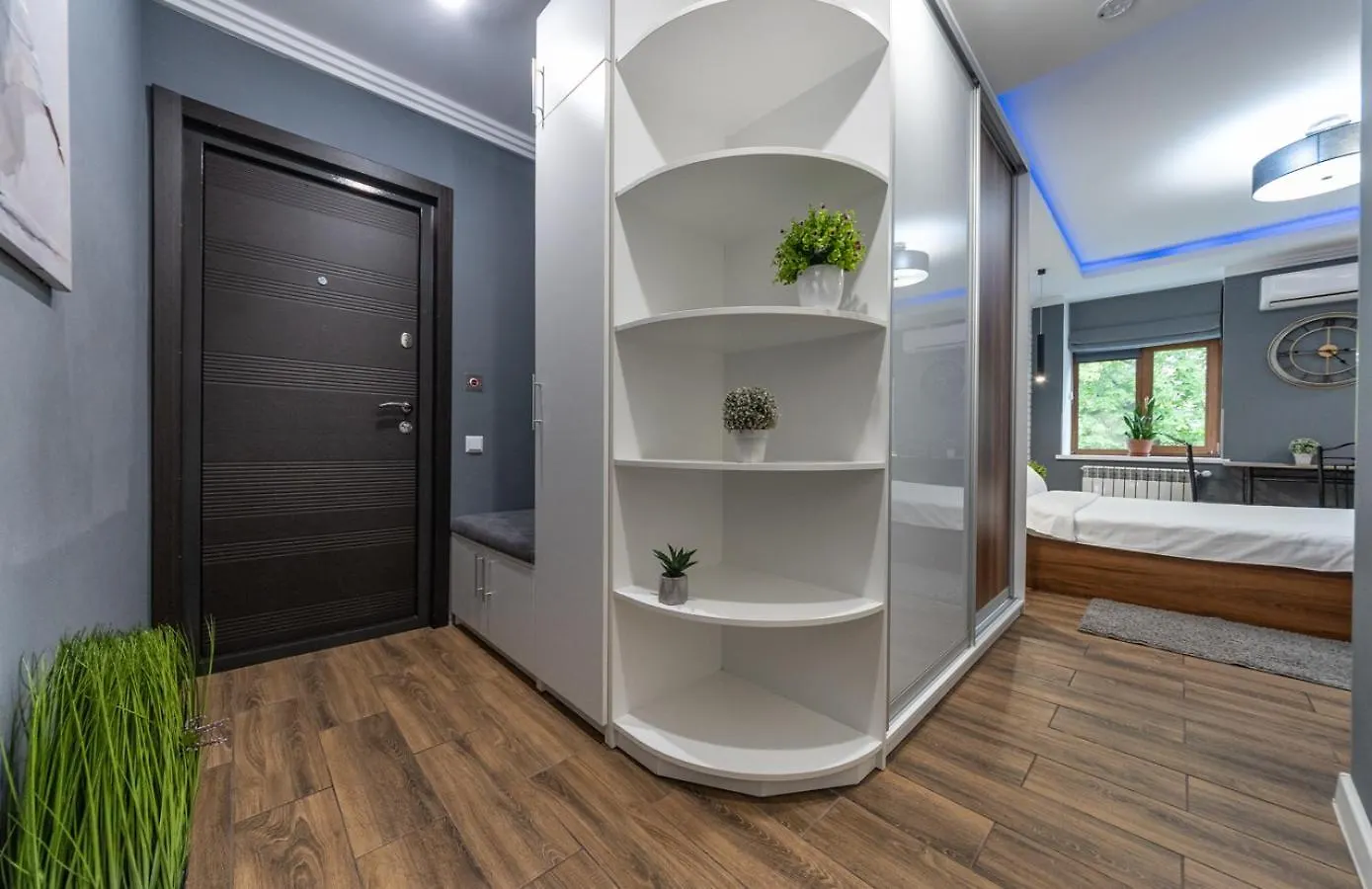 Vip Apartment Near Arena City Kyiv